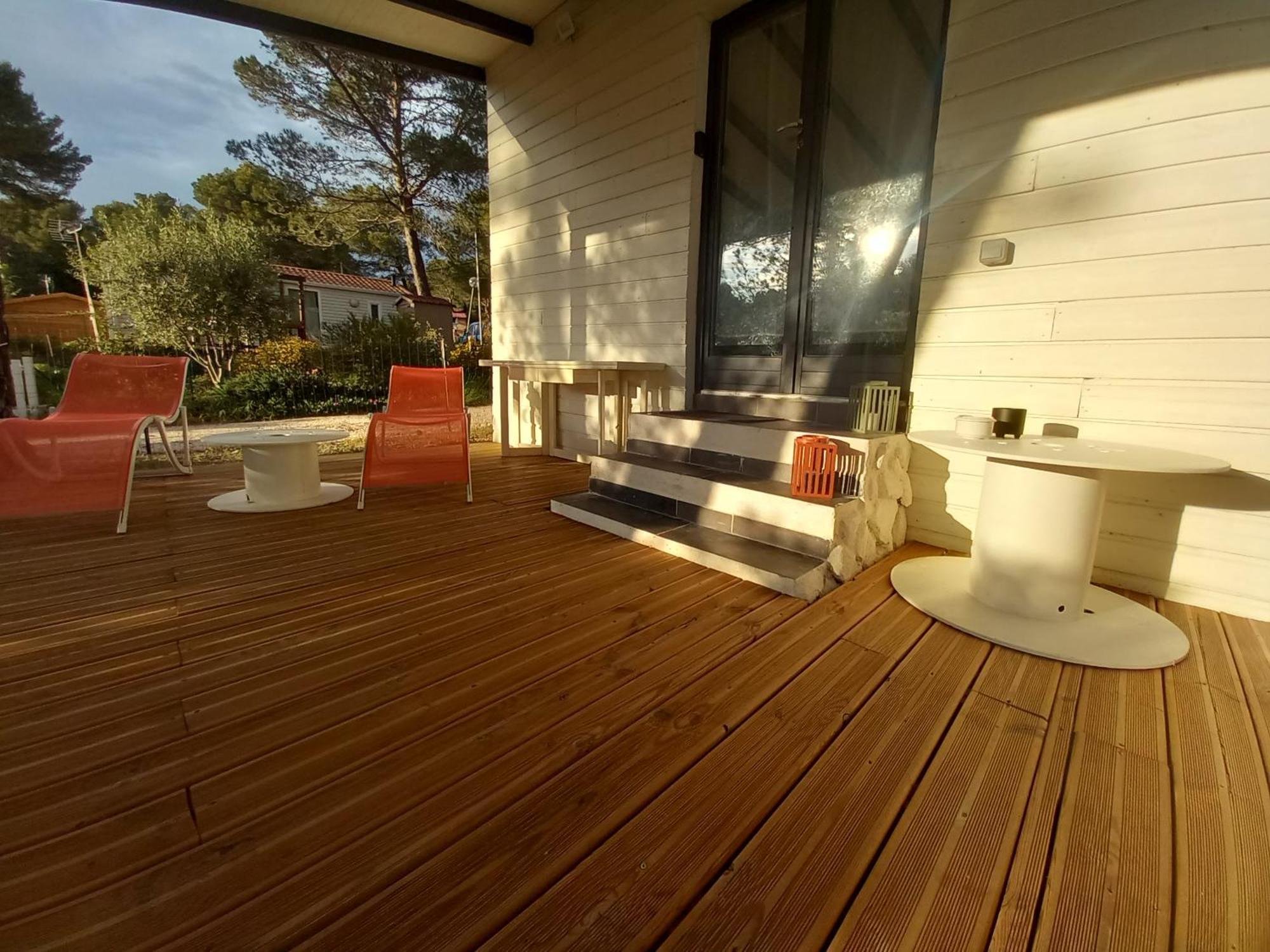 Mobilhome A Deux Pas Du Circuit Du Castellet Avec Terrasse Vue Mer Le Castellet  Extérieur photo